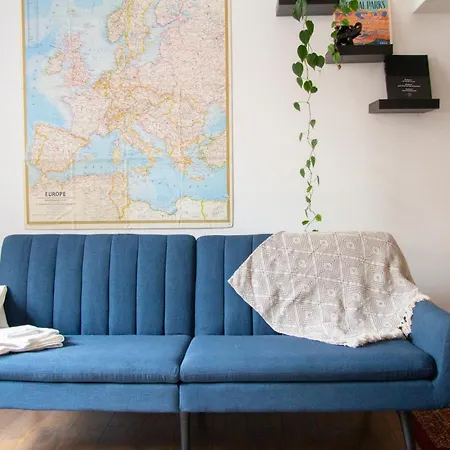 Jacob's Happy Place * Budapešť